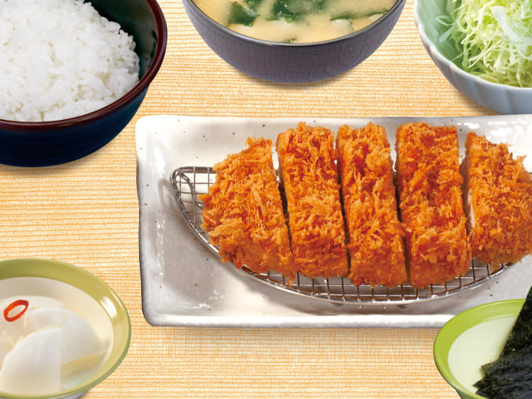 得朝ロースかつ定食