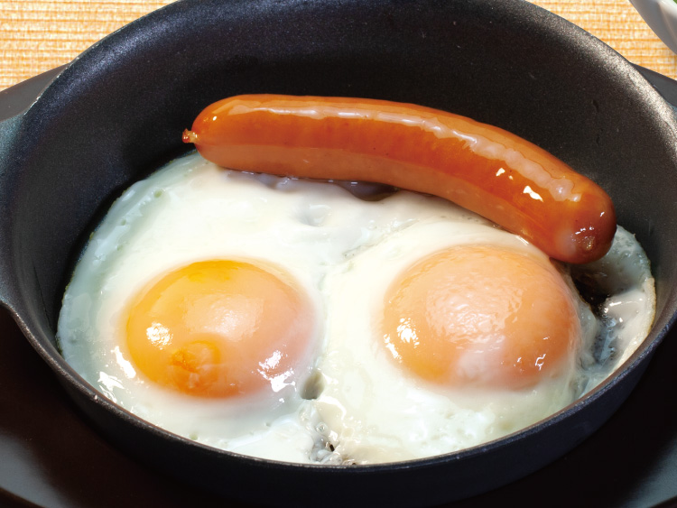 ソーセージエッグ定食(冷奴)