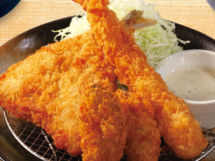 海鮮盛合せ定食(カキ2個・アジ1枚・海老1尾)