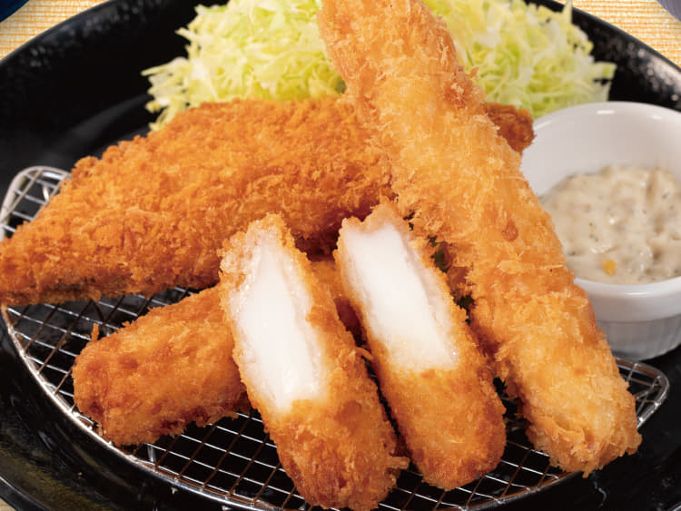 海鮮盛合せ定食（イカ・サーモンフライ・海老）