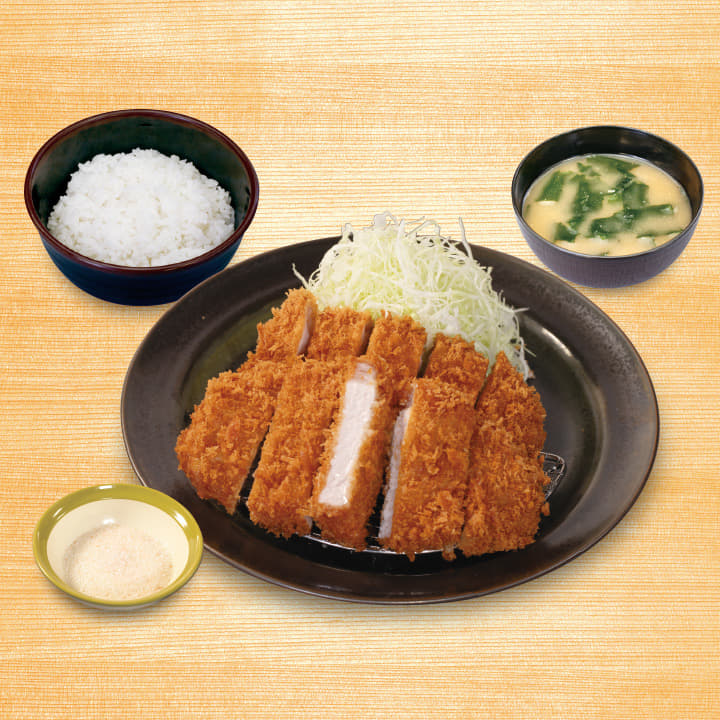 “国産麦小町”ロースかつ＆いつものロースかつ食べ比べ定食
