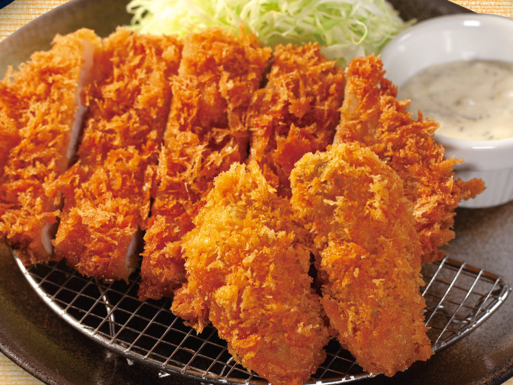 ロースかつ&カキフライ(2個)定食