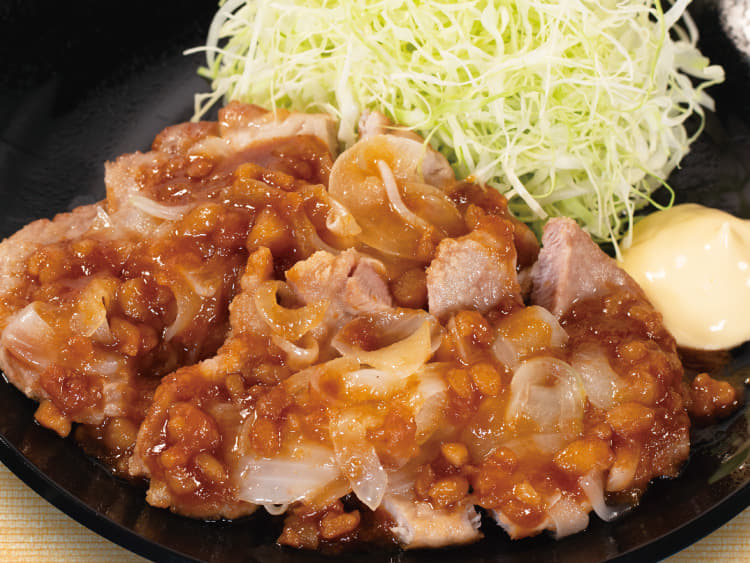 背脂生姜タレのポークフライドステーキ定食