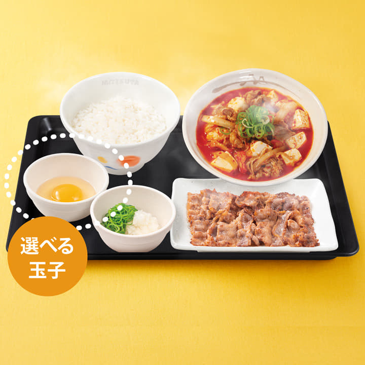 牛豆腐キムチチゲ牛カルビ焼肉定食