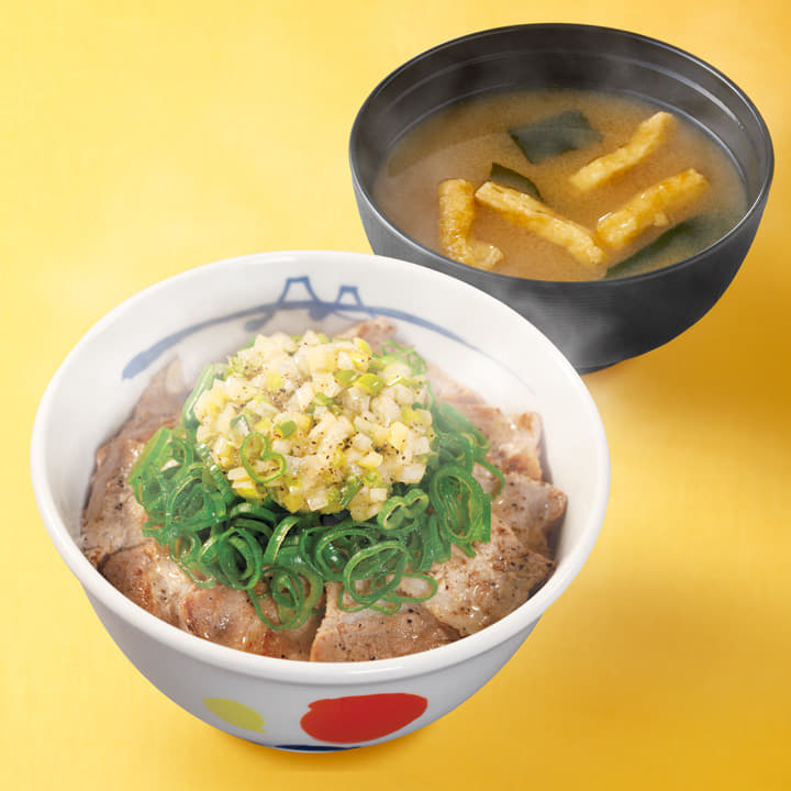 ネギ塩豚カルビ丼