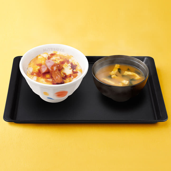 旨辛玉子ソーセージ丼