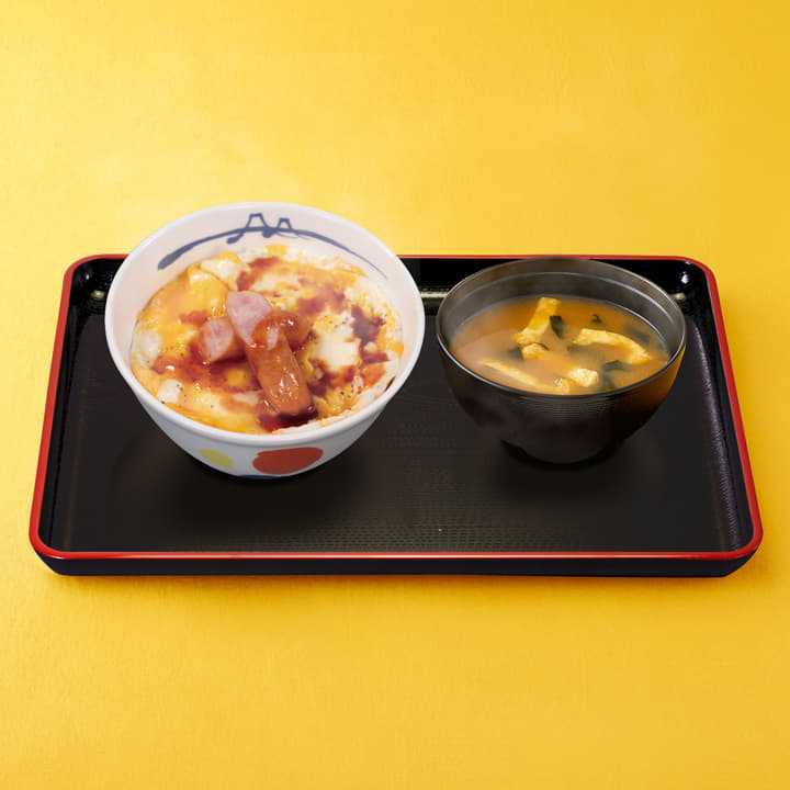 旨辛玉子ソーセージ丼