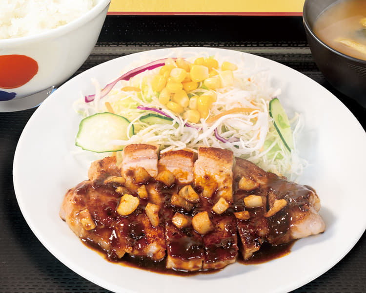 国産雪国育ち厚切りトンテキ定食