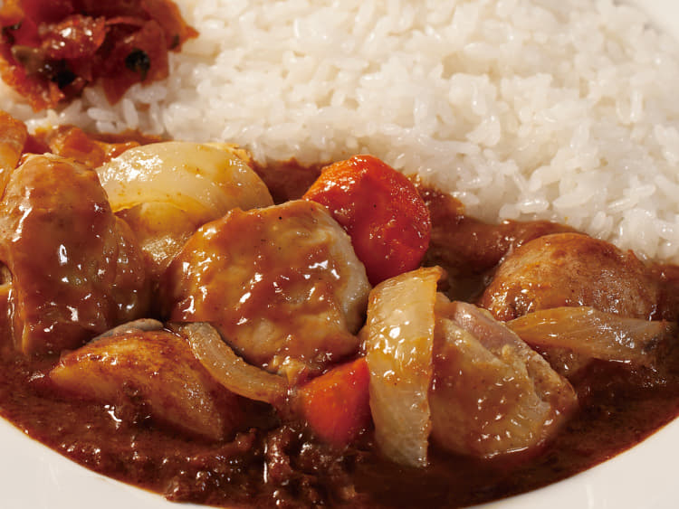 ごろごろ野菜欧風ビーフカレー（トッピングチキン）