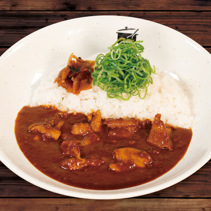 ネギたっぷり牛もつ煮込みスパイシーカレー