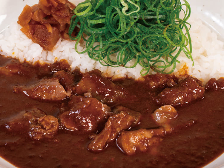 ネギたっぷり牛すじ煮込みスパイシーカレー