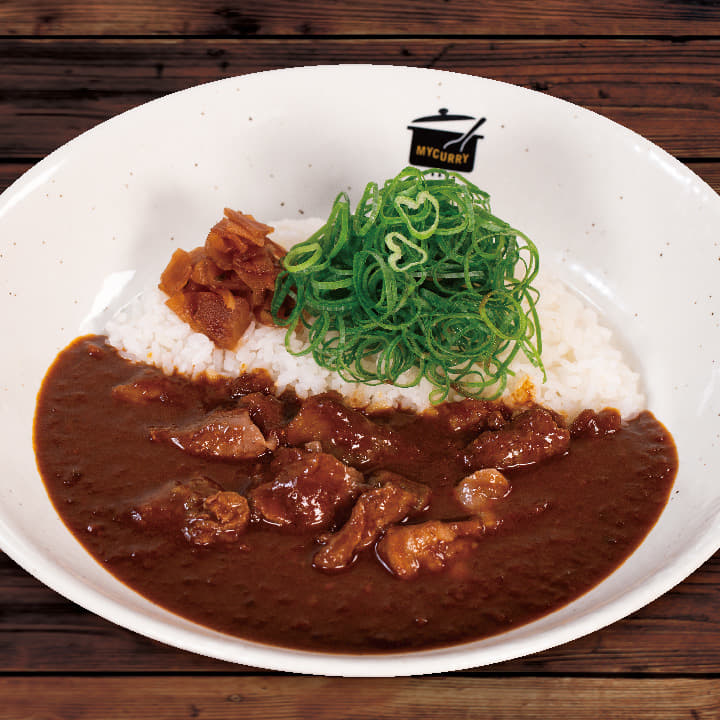 ネギたっぷり牛すじ煮込みスパイシーカレー
