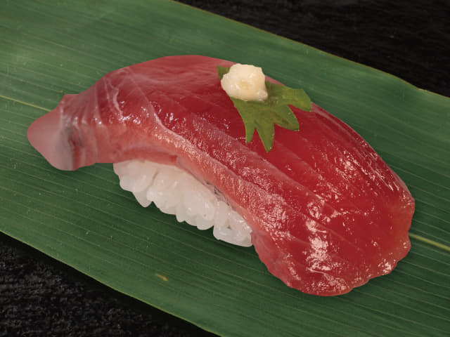 トロかつおの大葉にんにくのせ(１貫)