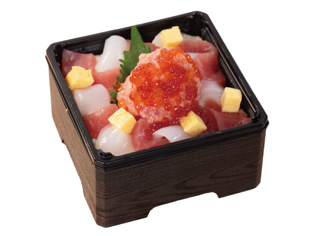 盛り丼！まぐろ紋甲イカちらし