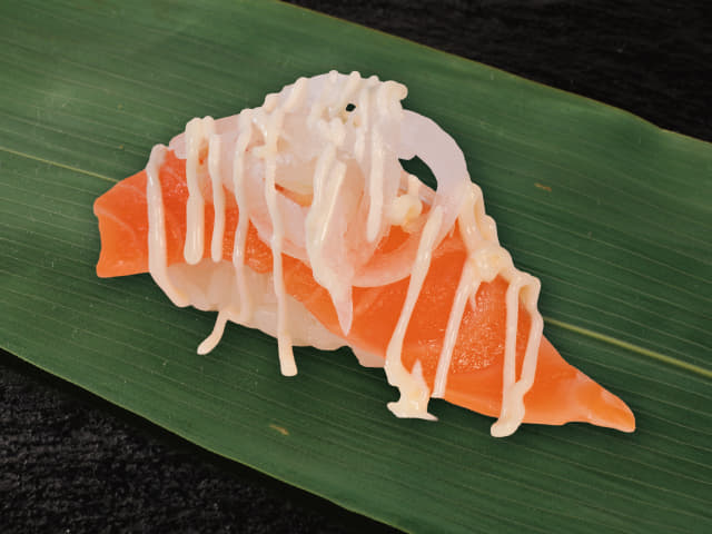 オニオンサーモン（1貫）