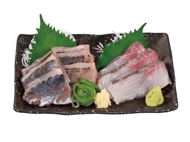 活〆カンパチとアジの二点盛り