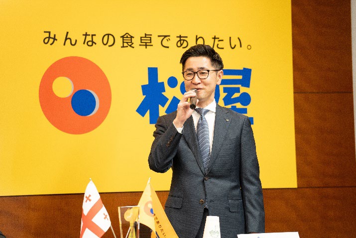 調印式写真